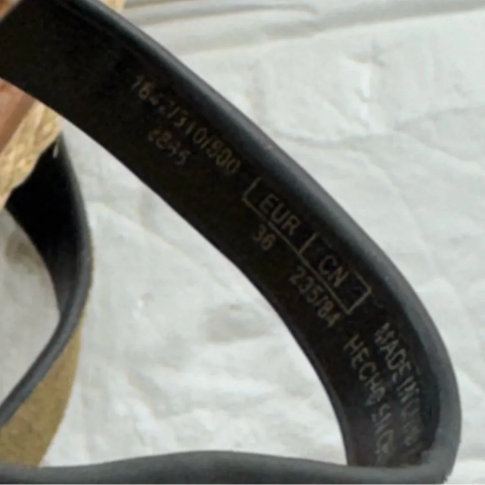 Zara Shoes | Nwt Zara Suede Sandals | Color: Brown/Green |
Size: 36 - Picture 9 of 12